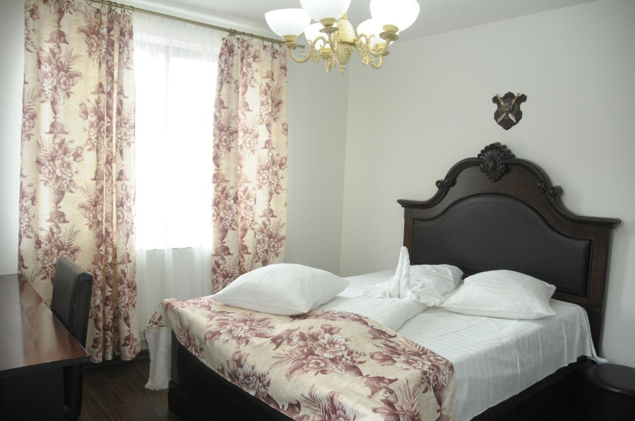 Pensiunea Casa Simoni Ploieşti Dış mekan fotoğraf