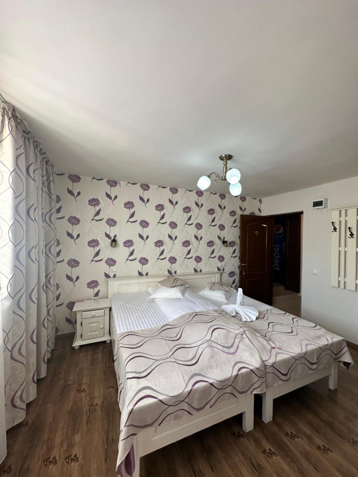 Pensiunea Casa Simoni Ploieşti Dış mekan fotoğraf