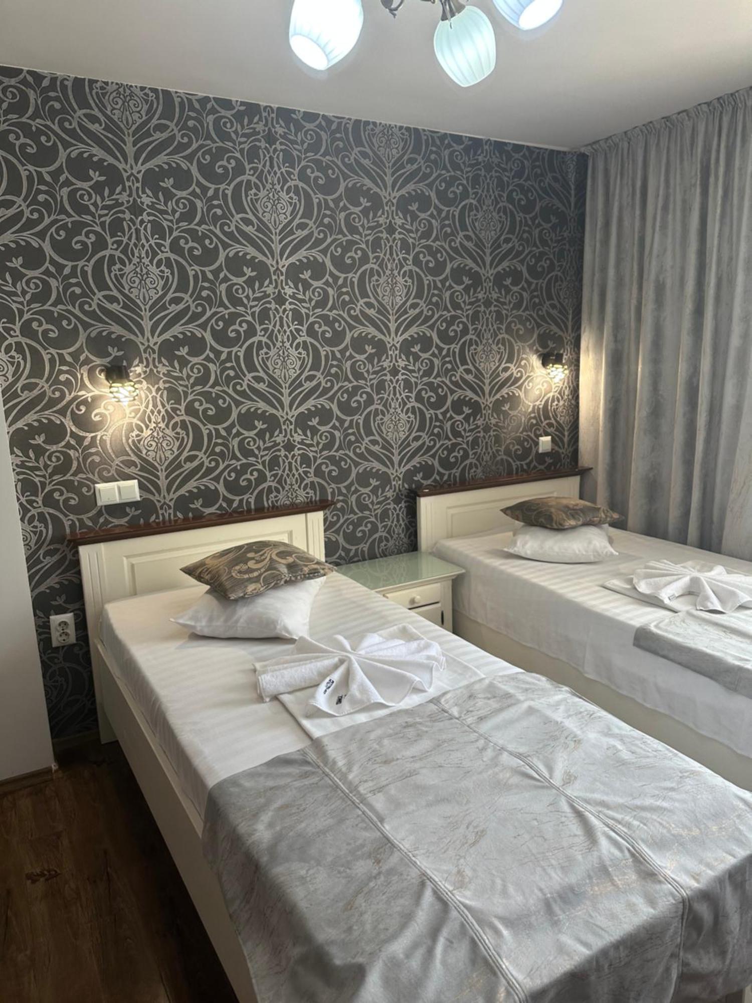 Pensiunea Casa Simoni Ploieşti Dış mekan fotoğraf