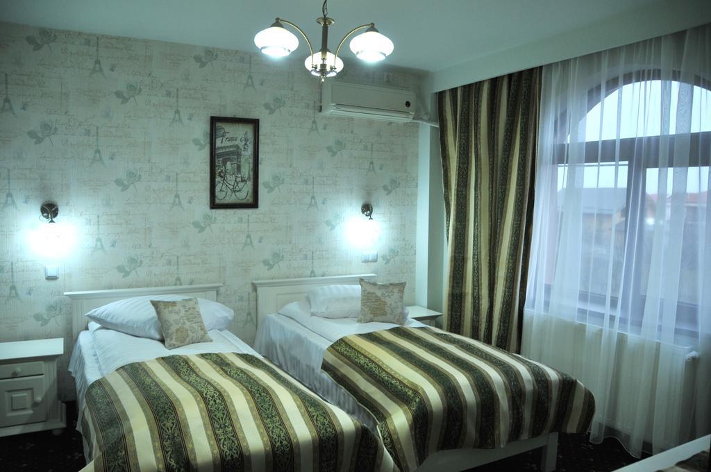 Pensiunea Casa Simoni Ploieşti Oda fotoğraf
